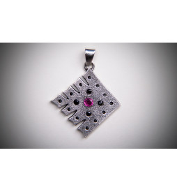 Кулон Риба Дхарма